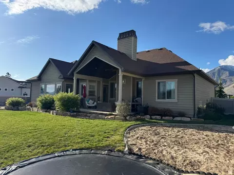 Exterior - 175 W 1000 N, Mapleton, UT 84664 photo 5 of 9