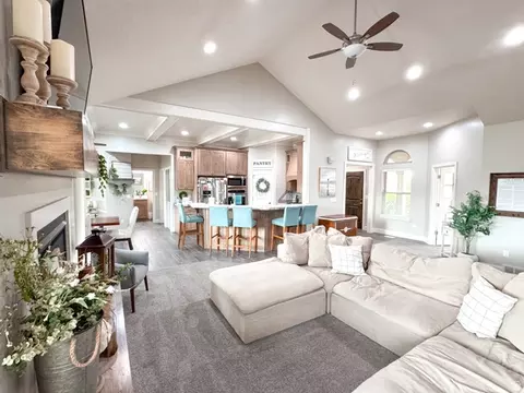 Living - 175 W 1000 N, Mapleton, UT 84664 photo 3 of 3