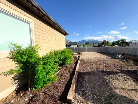 Exterior - 175 W 1000 N, Mapleton, UT 84664 photo 9 of 9