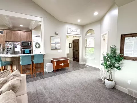 Entry Way - 175 W 1000 N, Mapleton, UT 84664 photo 2 of 2
