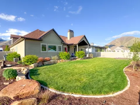 Exterior - 175 W 1000 N, Mapleton, UT 84664 photo 7 of 9