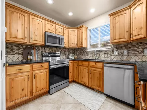 Kitchen - 1794 E 1050 S, Spanish Fork, UT 84660 photo 1 of 1