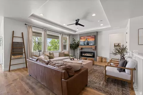 3648 W Creek Meadow Rd, Riverton, UT 84065
