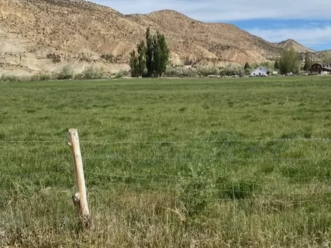 Undisclosed, Emery, UT 84522 photo 2