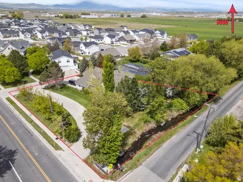 View/Area - 215 W 1800 N, Logan, UT 84341 photo 2 of 8