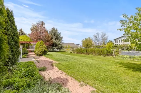Exterior - 215 W 1800 N, Logan, UT 84341 photo 6 of 7