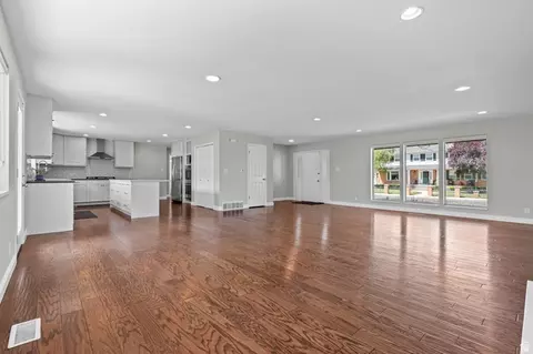 Living - 1155 S Palisades, Orem, UT 84097 photo 3 of 5