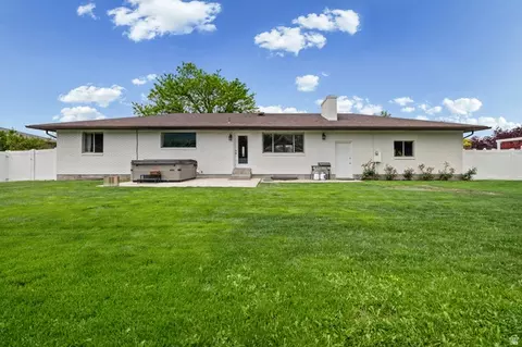 Exterior - 1155 S Palisades, Orem, UT 84097 photo 3 of 3