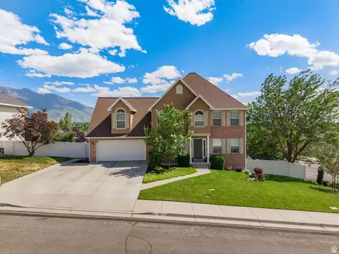 410 E 1000 N, Springville, UT 84663