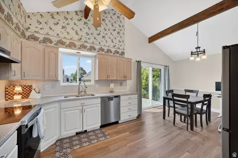 Kitchen - 323 Tobe Dr, Centerville, UT 84014 photo 3 of 3