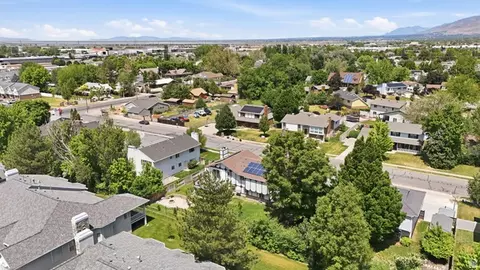 View/Area - 323 Tobe Dr, Centerville, UT 84014 photo 3 of 4