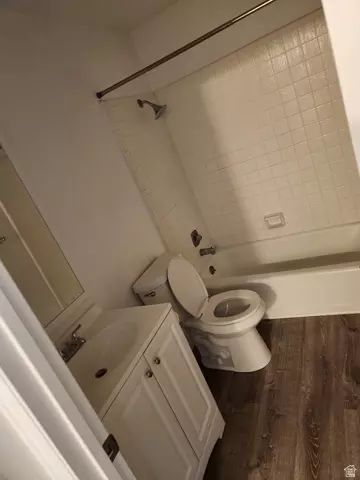Bath - 150 E 735 S # 23, Centerville, UT 84014 photo 2 of 2