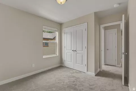 Bedroom - 272 E Porter Ct, Draper, UT 84020 photo 5 of 6