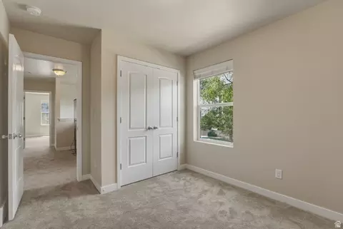 Bedroom - 272 E Porter Ct, Draper, UT 84020 photo 3 of 6