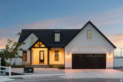 229 E Ventura Blvd, Stansbury Park, UT 84074