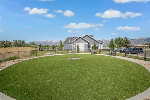 Exterior - 1123 W 1810 S, Orem, UT 84058 photo 5 of 9