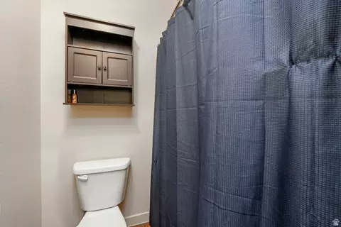 Bath - 254 N 725 E, Vineyard, UT 84059 photo 3 of 3