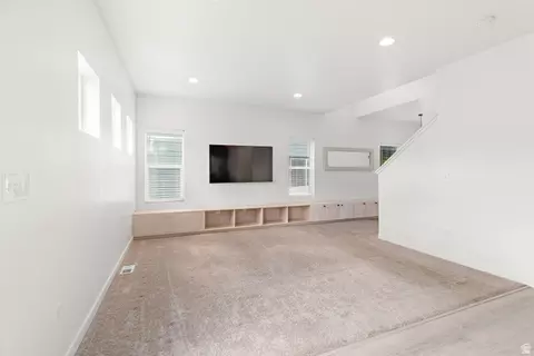 Living - 4248 E Willow Oak Way, Eagle Mountain, UT 84005 photo 1 of 3