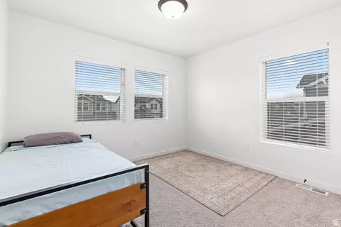 Bedroom - 4248 E Willow Oak Way, Eagle Mountain, UT 84005 photo 3 of 4