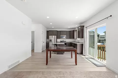 Entry Way - 4248 E Willow Oak Way, Eagle Mountain, UT 84005 photo 2 of 3