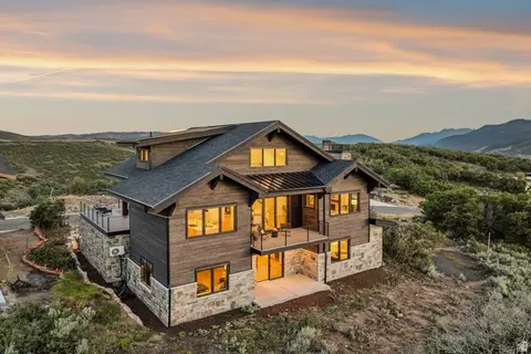 Exterior - 1285 Lasso Trl, Hideout, UT 84036 photo 3 of 7