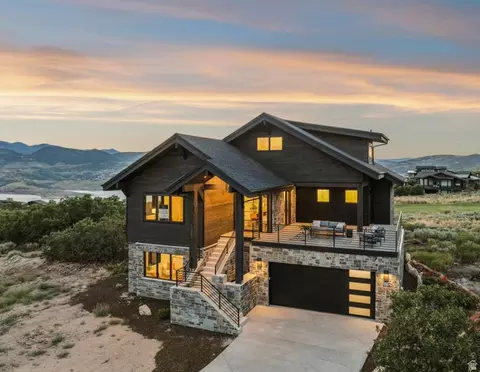 1285 Lasso Trl, Hideout, UT 84036