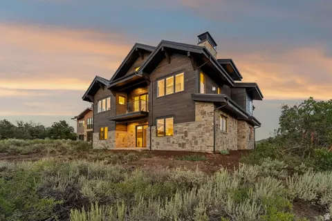 Exterior - 1285 Lasso Trl, Hideout, UT 84036 photo 6 of 7