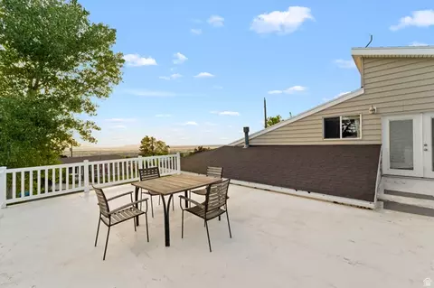 Exterior - 3541 S 50 W, Bountiful, UT 84010 photo 6 of 9