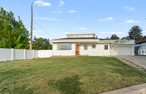 Exterior - 3541 S 50 W, Bountiful, UT 84010 photo 3 of 9