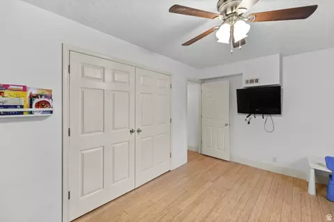 Bedroom - 3541 S 50 W, Bountiful, UT 84010 photo 6 of 9