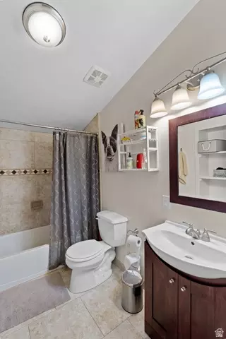 Bath - 3541 S 50 W, Bountiful, UT 84010 photo 2 of 2