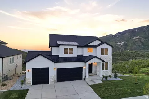 Exterior - 2457 E Springtime Rd, Draper, UT 84020 photo 6 of 10