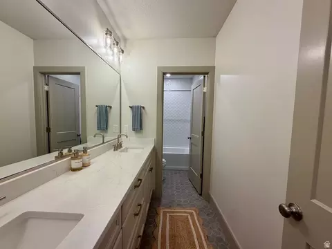 Bath - 3318 W Cheyenne Rd #12, Eagle Mountain, UT 84005 photo 6 of 6
