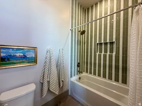 Bath - 3318 W Cheyenne Rd #12, Eagle Mountain, UT 84005 photo 4 of 6