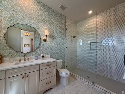 Bath - 3318 W Cheyenne Rd #12, Eagle Mountain, UT 84005 photo 5 of 6