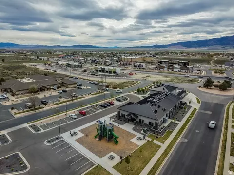 View/Area - 1716 E Talon Way N, Eagle Mountain, UT 84005 photo 10 of 10