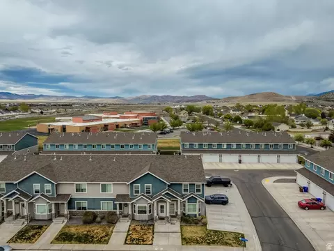 View/Area - 1716 E Talon Way N, Eagle Mountain, UT 84005 photo 1 of 10