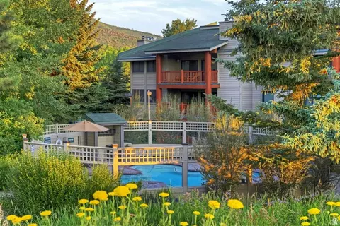 405 Silver King Dr #105, Park City, UT 84060