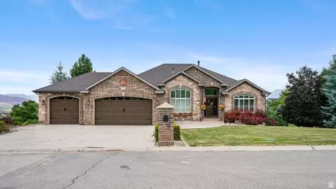6 W Salem Hills Dr S, Elk Ridge, UT 84651