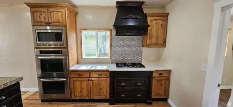 Kitchen - 227 E 100 S, Duchesne, UT 84021 photo 6 of 11