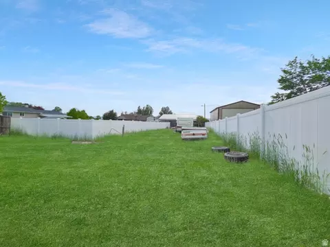 Exterior - 145 N 400 E, Levan, UT 84639 photo 7 of 8