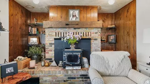 Living - 255 E 13275 S, Draper, UT 84020 photo 2 of 2