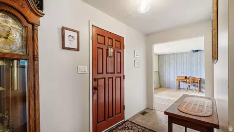 Entry Way - 255 E 13275 S, Draper, UT 84020 photo 1 of 2