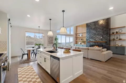 Kitchen - 14648 S Springtime Rd, Draper, UT 84020 photo 3 of 5