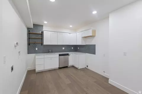 Kitchen - 14648 S Springtime Rd, Draper, UT 84020 photo 5 of 5