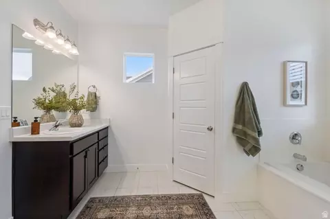Bath - 14648 S Springtime Rd, Draper, UT 84020 photo 2 of 7