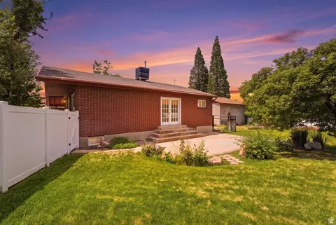 Exterior - 378 W 200 S, Bountiful, UT 84010 photo 2 of 5