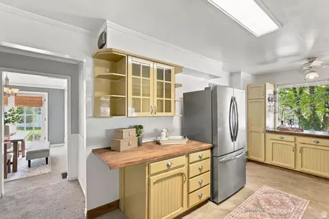 Kitchen - 378 W 200 S, Bountiful, UT 84010 photo 2 of 2