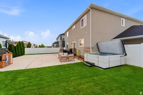 Exterior - 346 E 170 N, Vineyard, UT 84059 photo 4 of 6