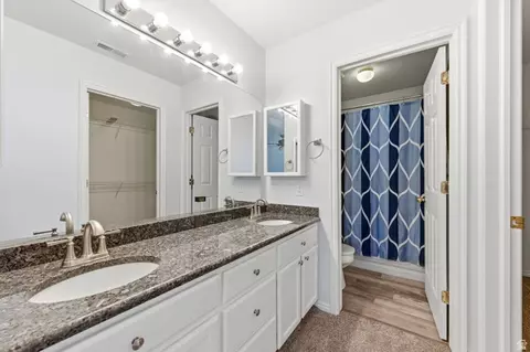 Bath - 7792 N Kookaburra Ct, Eagle Mountain, UT 84005 photo 1 of 3